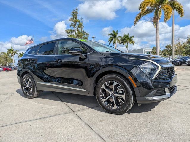 Used 2023 Kia Sportage EX image 7