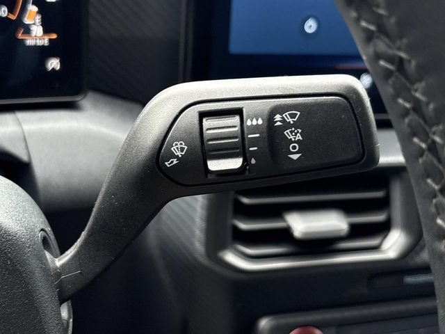 Certified 2025 Ford Mustang Coupe RWD image 23