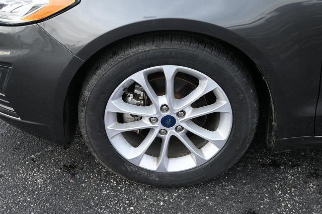 Certified 2020 Ford Fusion SE image 14