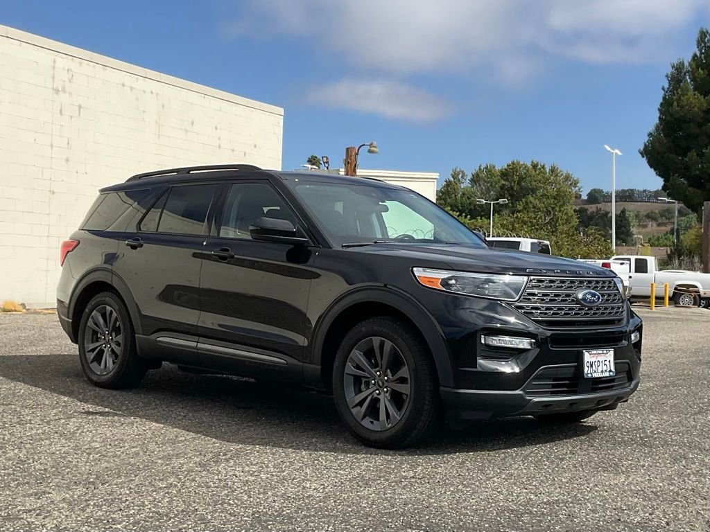 Certified 2024 Ford Explorer XLT w/ Equipment Group 202A image 8