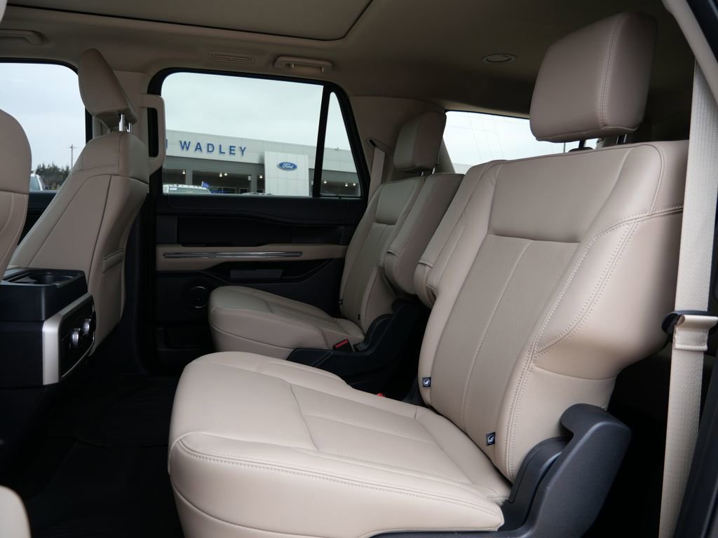 Certified 2024 Ford Expedition Max XLT image 15