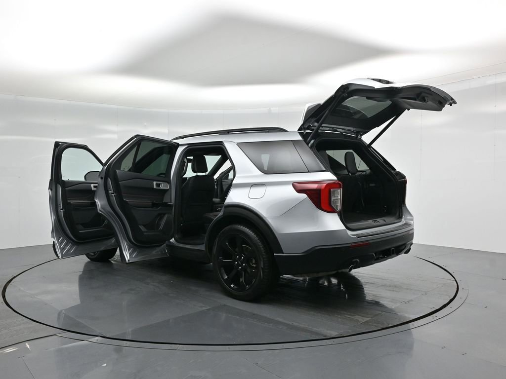 Certified 2023 Ford Explorer ST-Line w/ Class IV Trailer Tow Package image 61