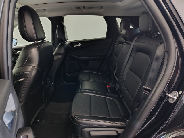 Certified 2025 Ford Escape Platinum AWD/4WD image 12
