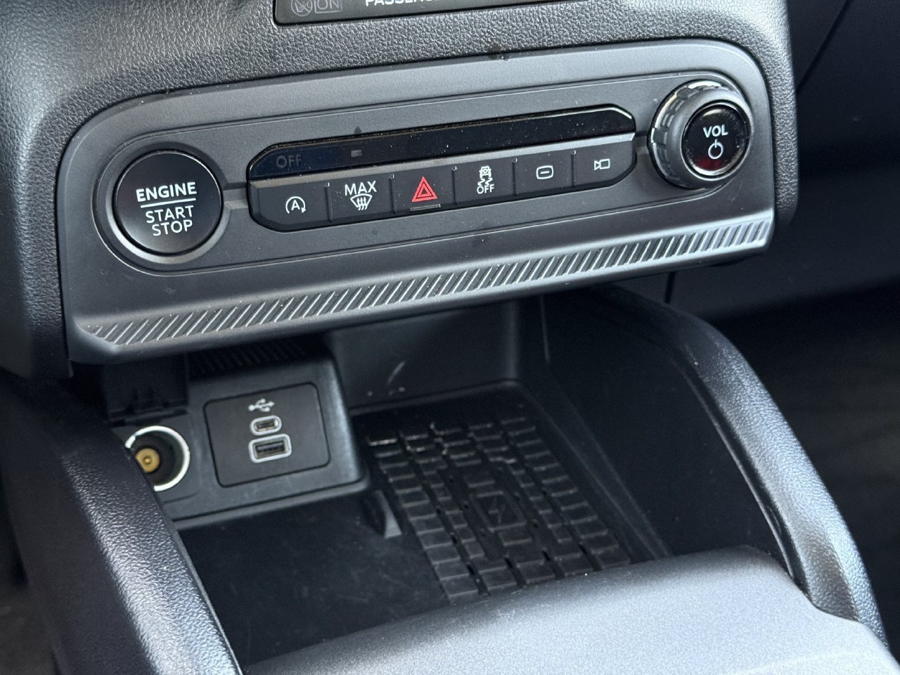 Certified 2025 Ford Bronco Sport Outer Banks AWD/4WD image 19