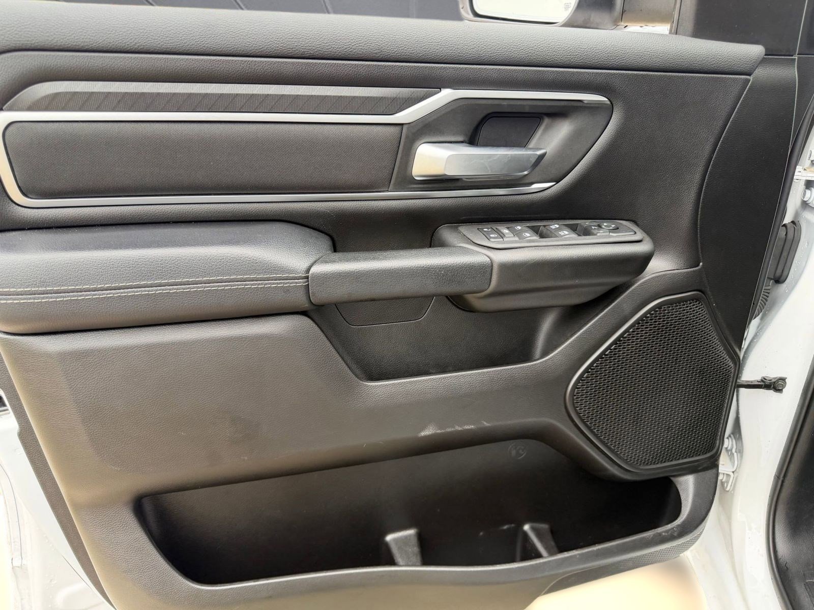 Used 2025 RAM 1500 Lone Star image 11