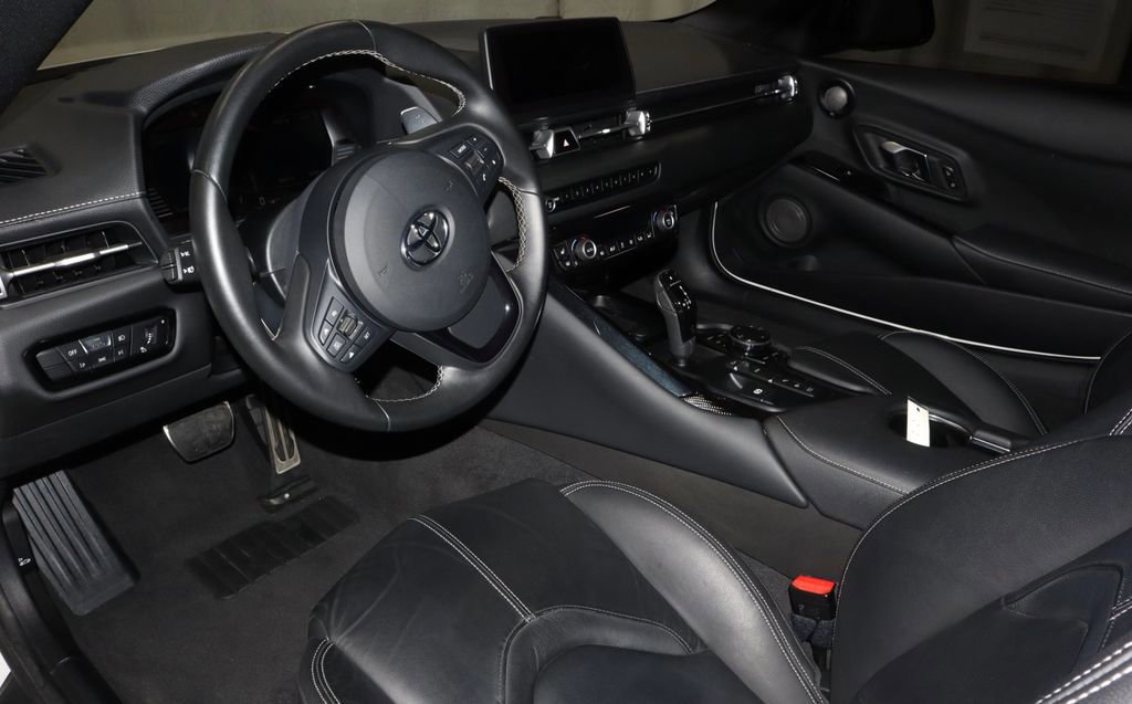 Used 2022 Toyota Supra Premium w/ Driver Assist Package image 24