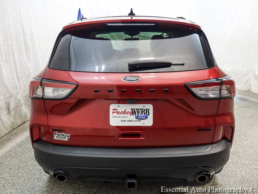 Certified 2022 Ford Escape SEL w/ SEL Stealth AWD Package image 6