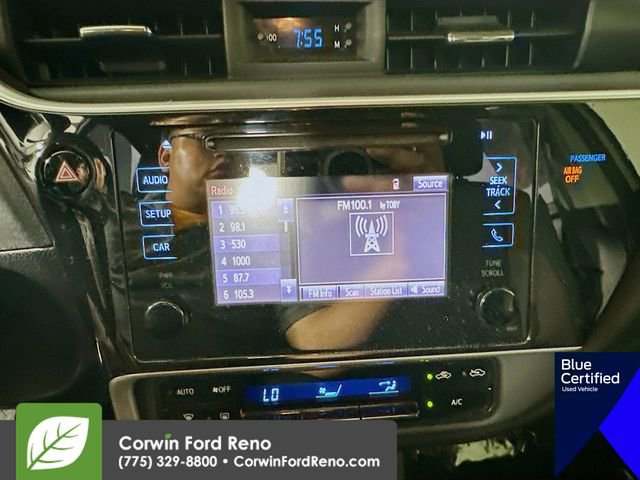 Used 2018 Toyota Corolla LE FWD image 17