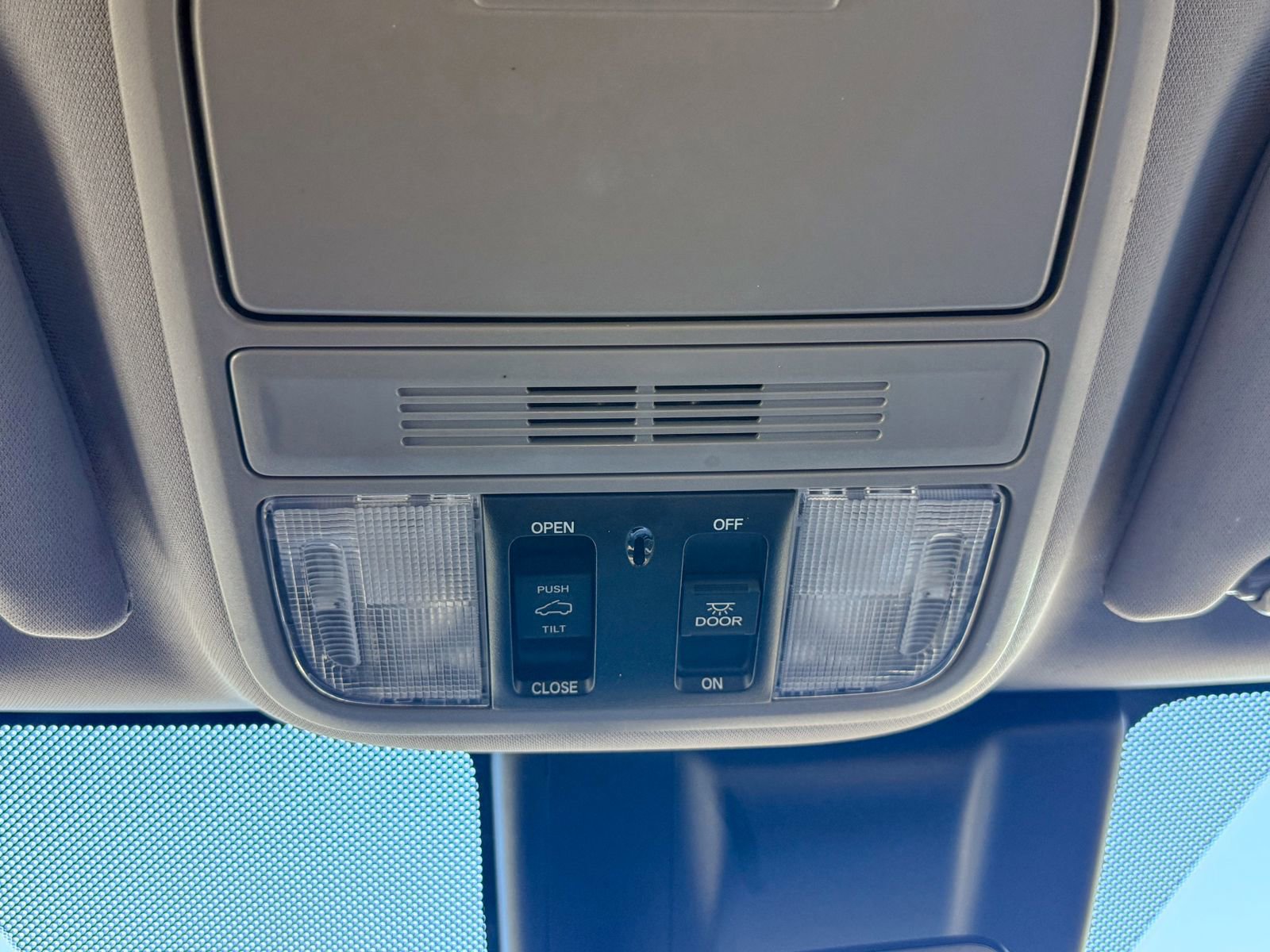 Used 2019 Honda Odyssey EX-L image 31