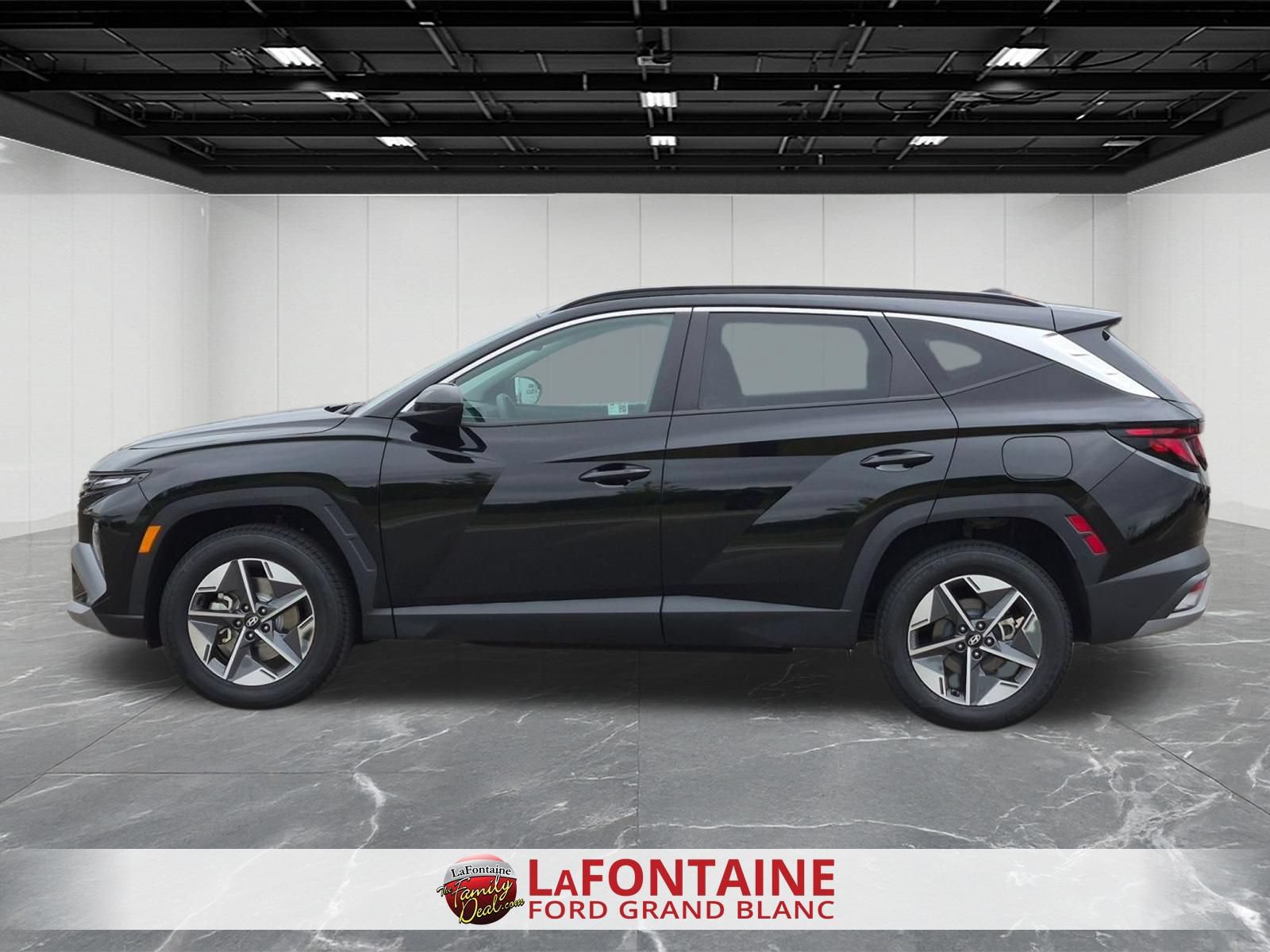 Used 2025 Hyundai Tucson SEL AWD/4WD image 2