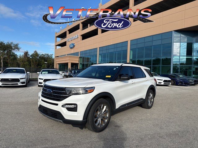 Certified 2022 Ford Explorer XLT w/ Equipment Group 202A