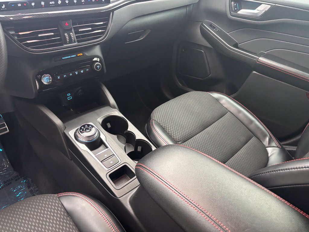 Certified 2023 Ford Escape ST-Line Elite AWD/4WD image 26