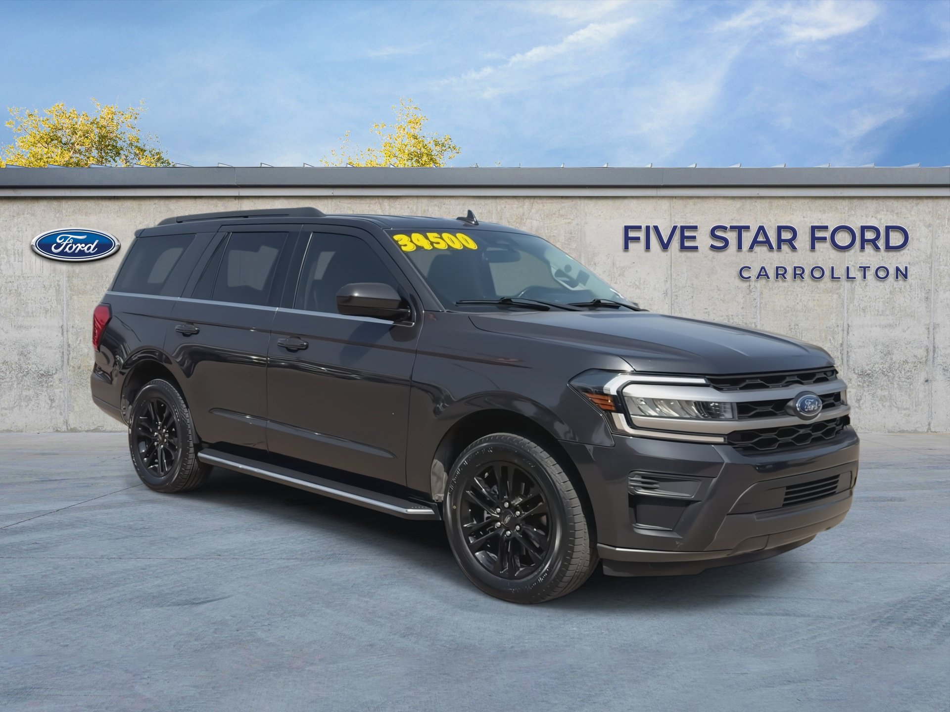 Certified 2022 Ford Expedition XLT RWD image 2