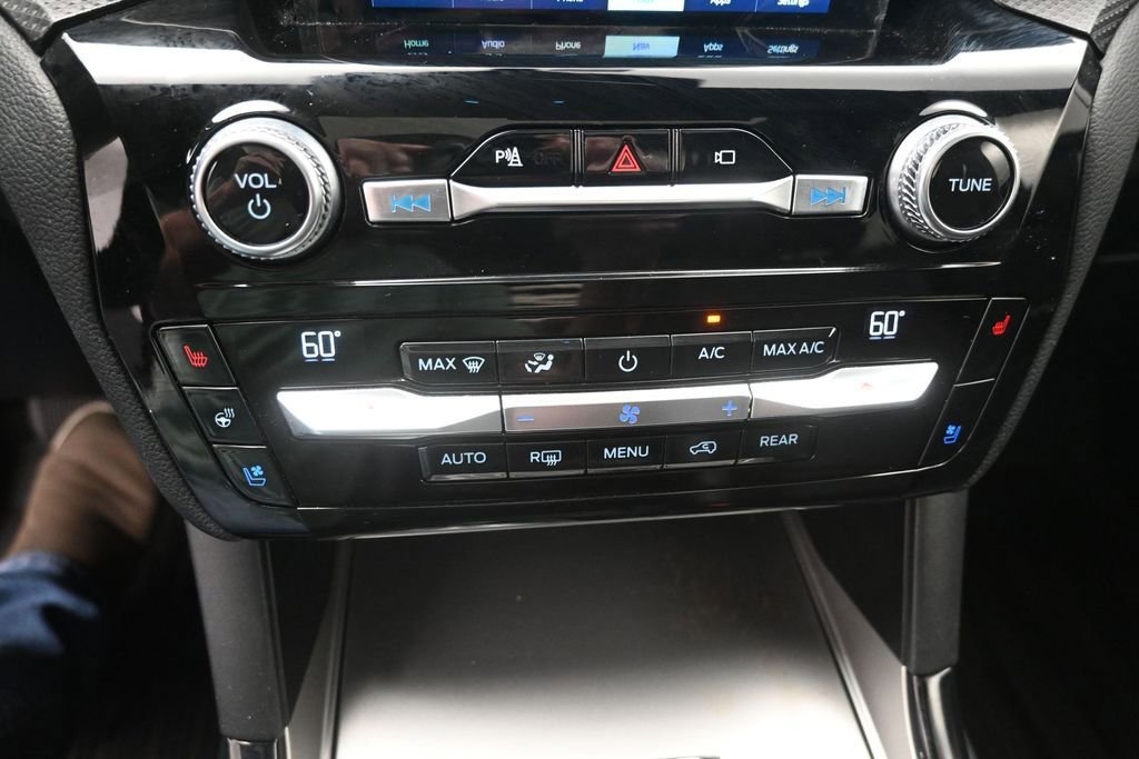 Certified 2021 Ford Explorer ST w/ Equipment Group 401A AWD/4WD image 9