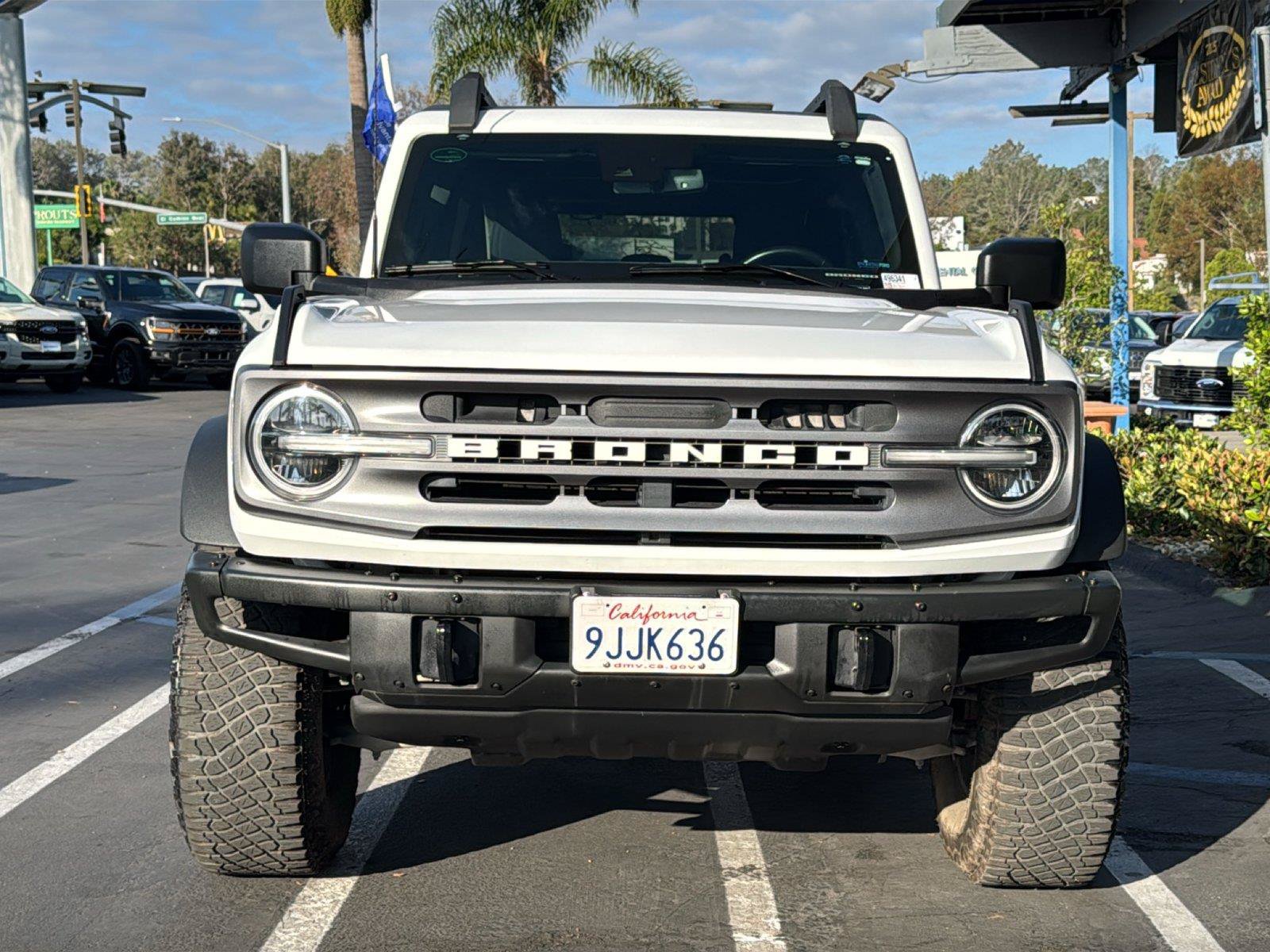 Certified 2023 Ford Bronco Big Bend w/ Sasquatch Package AWD/4WD image 5