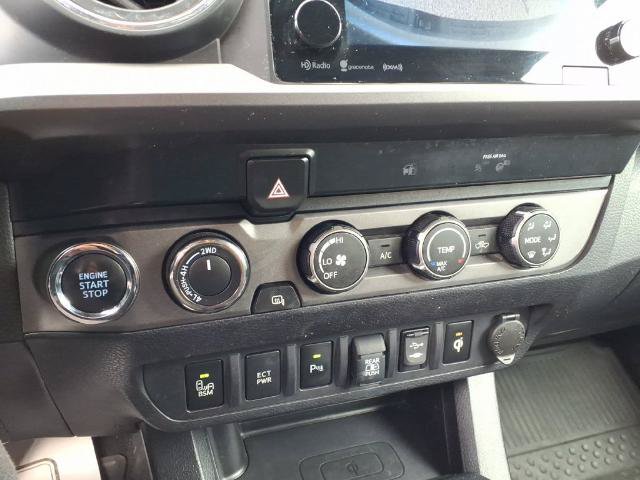 Used 2019 Toyota Tacoma TRD Off-Road w/ Technology Package AWD/4WD image 11