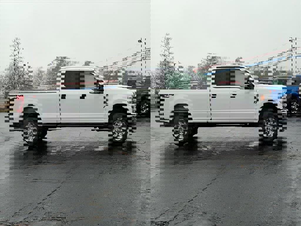 Certified 2022 Ford F250 XLT image 6