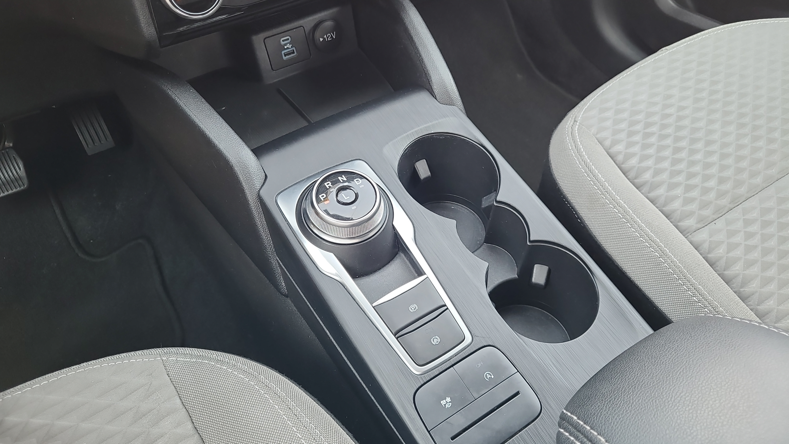 Certified 2022 Ford Escape SE w/ Cold Weather Package FWD image 22