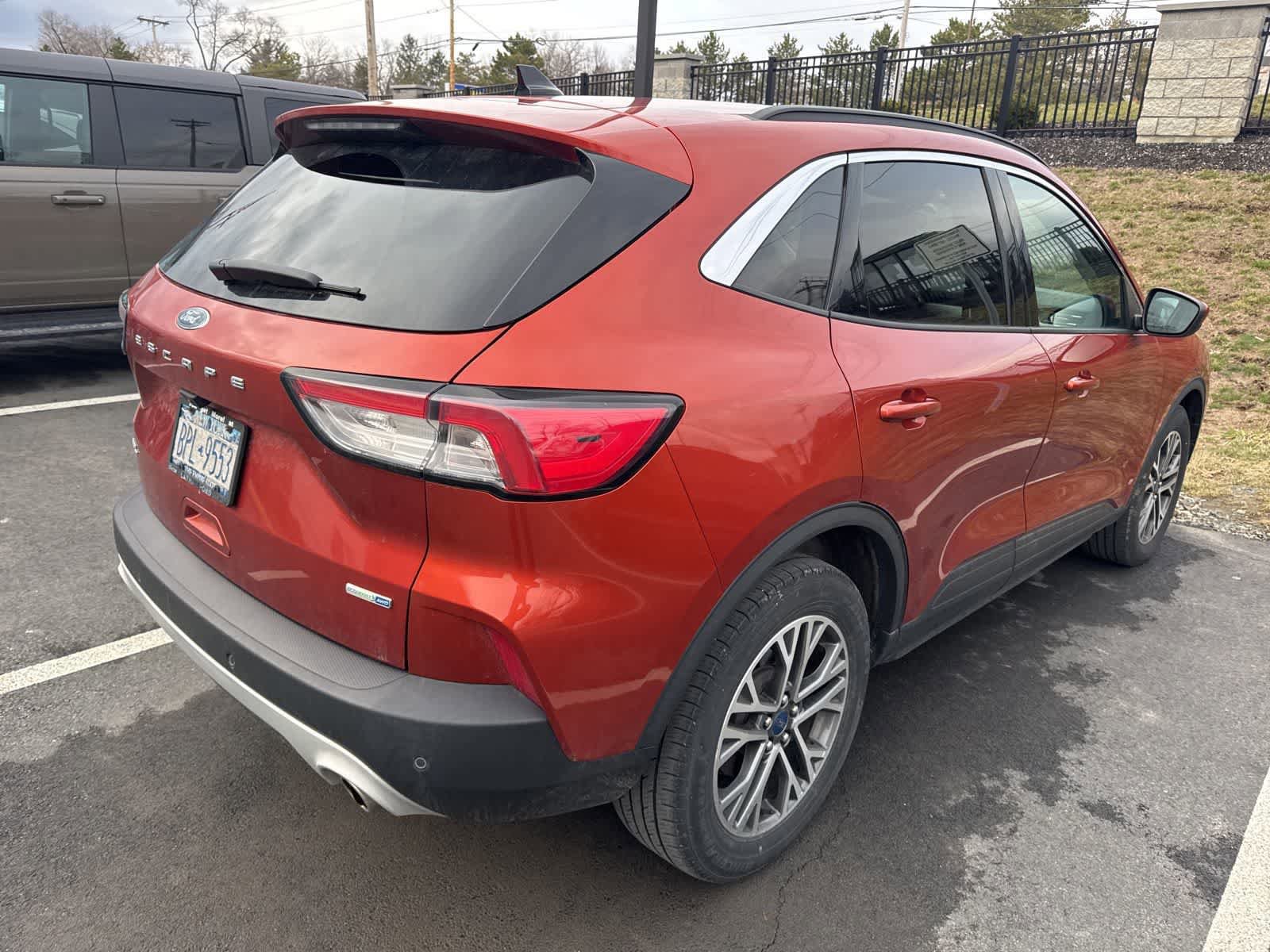 Certified 2020 Ford Escape SEL AWD/4WD image 3