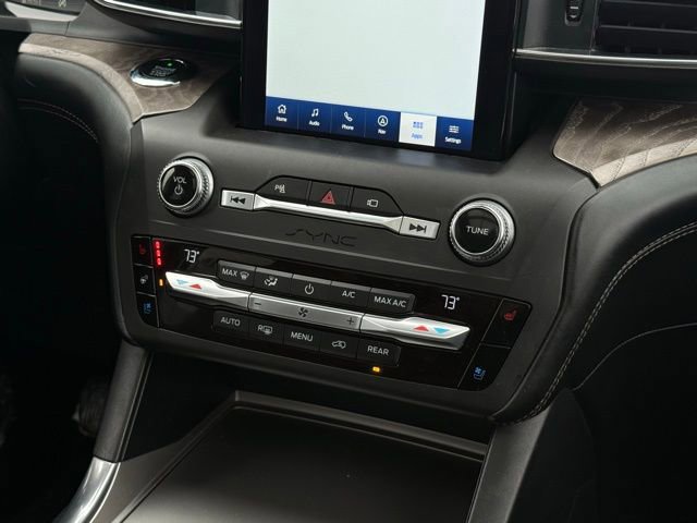 Certified 2020 Ford Explorer Platinum w/ Premium Technology Package image 41