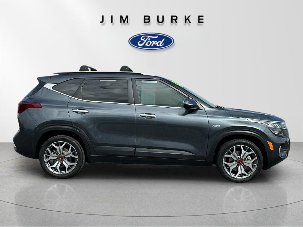 Used 2021 Kia Seltos SX w/ SX Sunroof Package AWD/4WD image 6