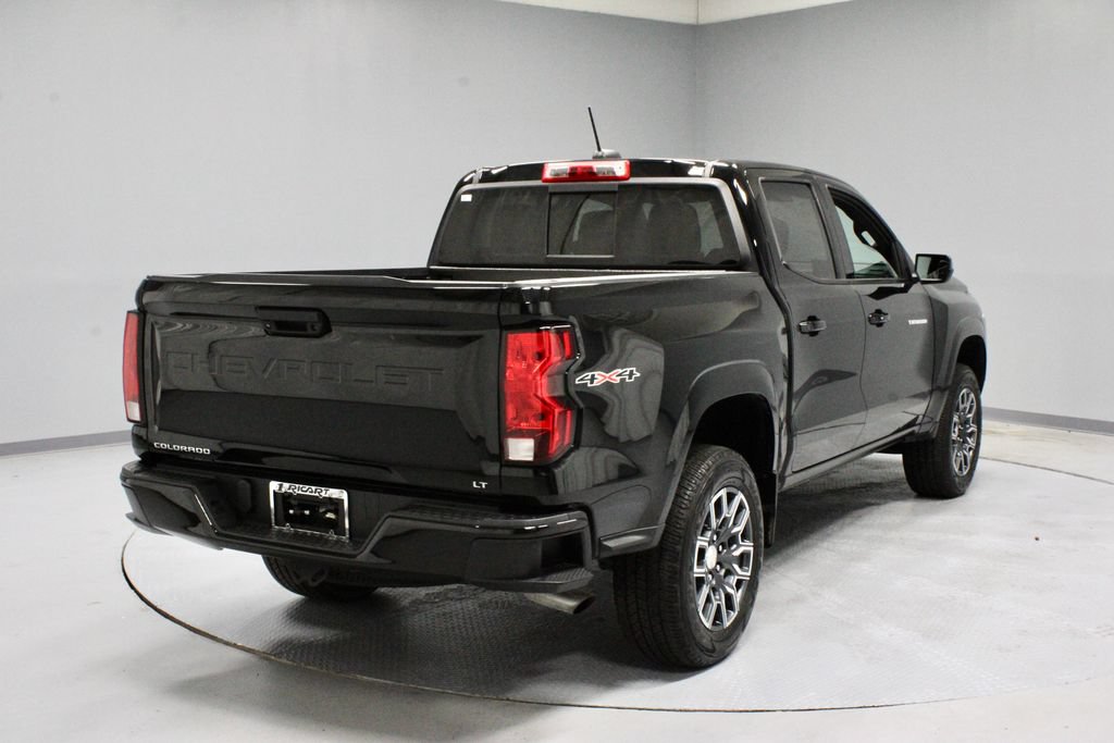 Used 2023 Chevrolet Colorado LT w/ LT Convenience Package II AWD/4WD image 9