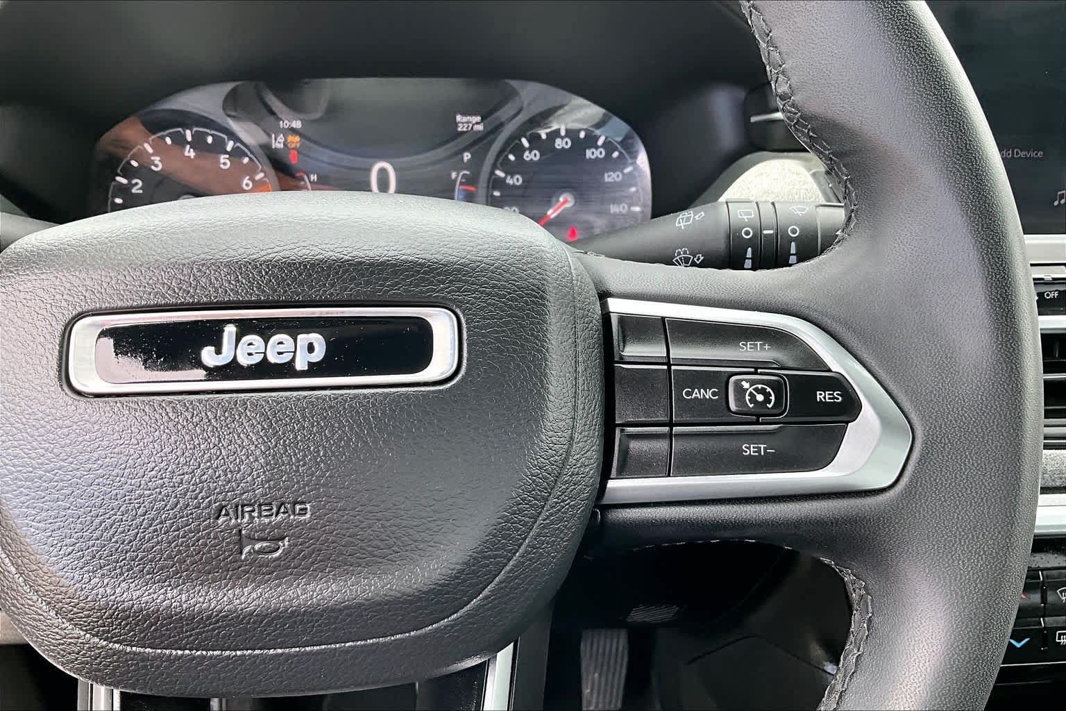 Used 2024 Jeep Compass Latitude AWD/4WD image 24
