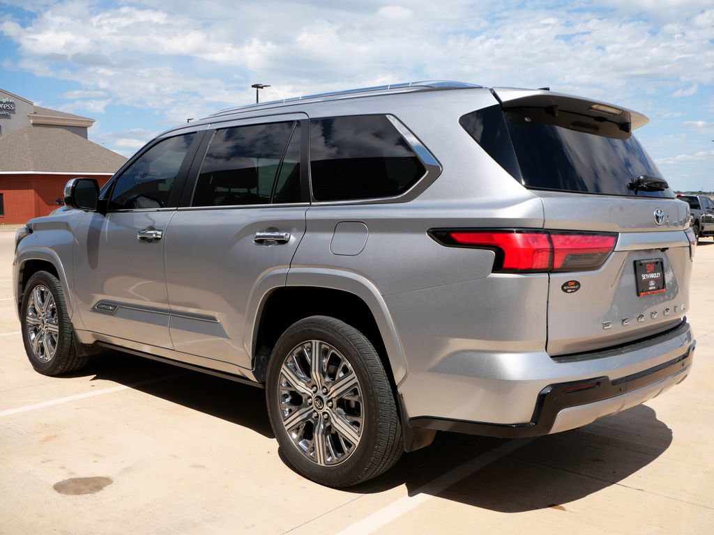 Used 2024 Toyota Sequoia Capstone AWD/4WD image 6