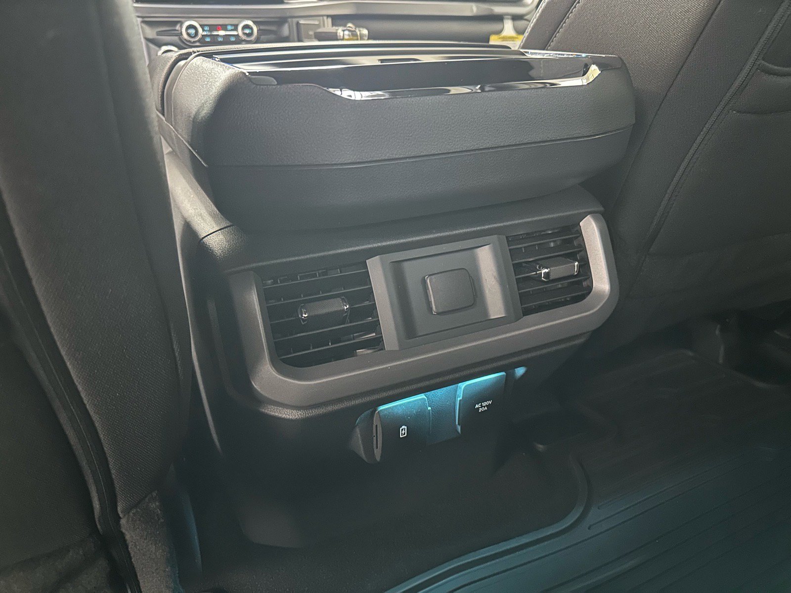 Certified 2025 Ford F150 XLT w/ Equipment Group 302A MID image 30