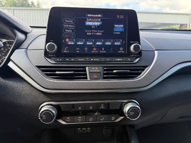 Used 2024 Nissan Altima 2.5 SR FWD image 10