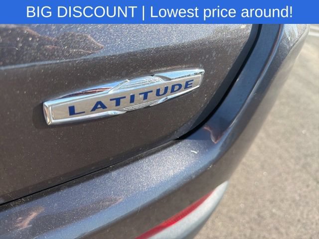 Used 2023 Jeep Compass Latitude AWD/4WD image 11