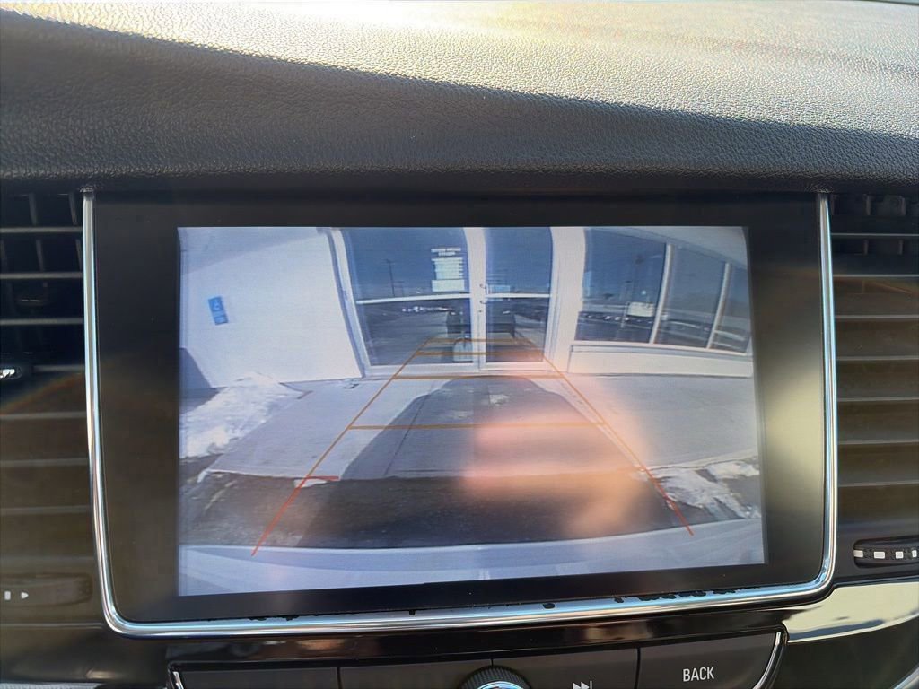 Used 2020 Buick Encore Preferred image 16