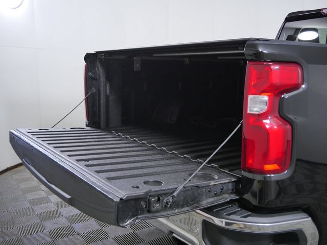 Used 2021 Chevrolet Silverado 1500 LTZ w/ LTZ Premium Package AWD/4WD image 9