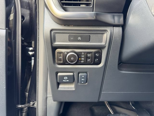 Certified 2025 Ford F150 Platinum w/ FX4 Off-Road Package AWD/4WD image 23