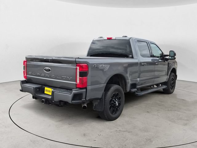 Certified 2025 Ford F250 XLT w/ Black Appearance Package AWD/4WD image 5