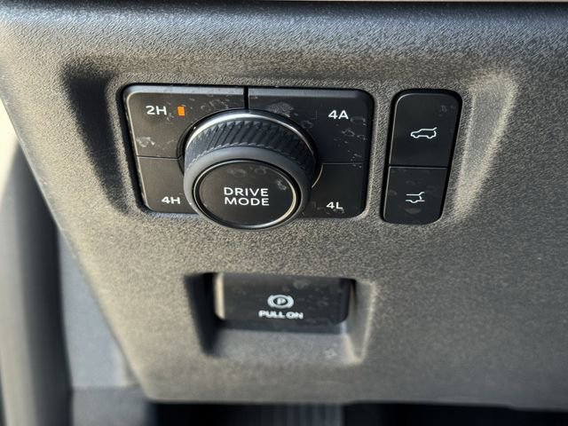 Certified 2025 Ford Expedition Active AWD/4WD image 24