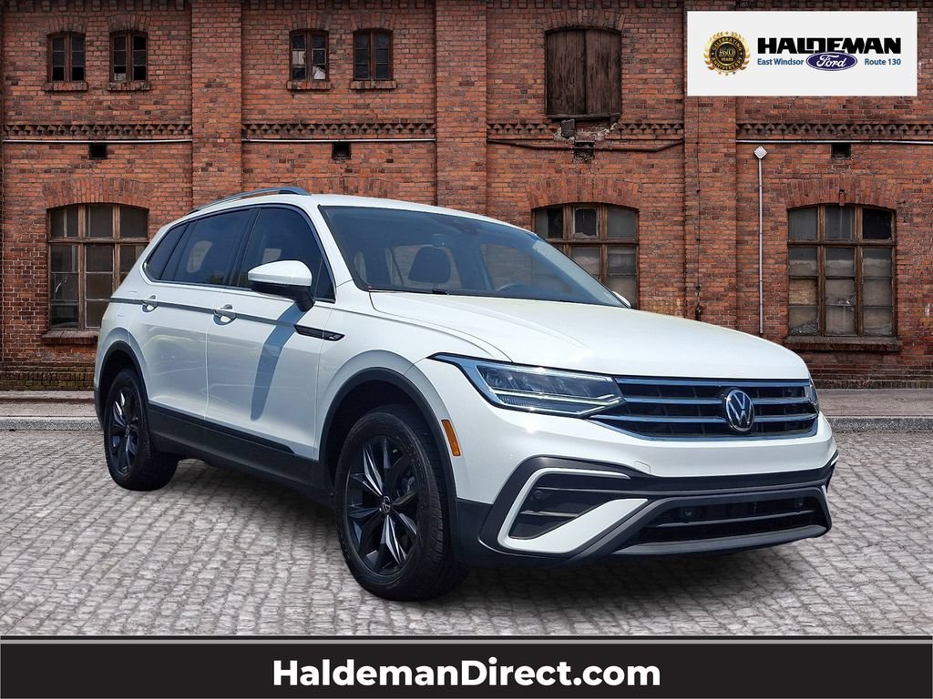 Used 2024 Volkswagen Tiguan SE