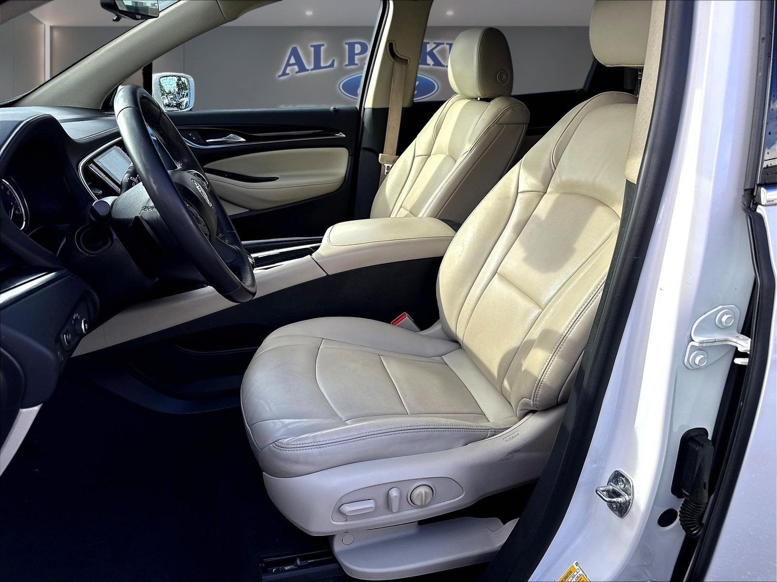 Used 2020 Buick Enclave Essence w/ Sound and Sites Package FWD image 25