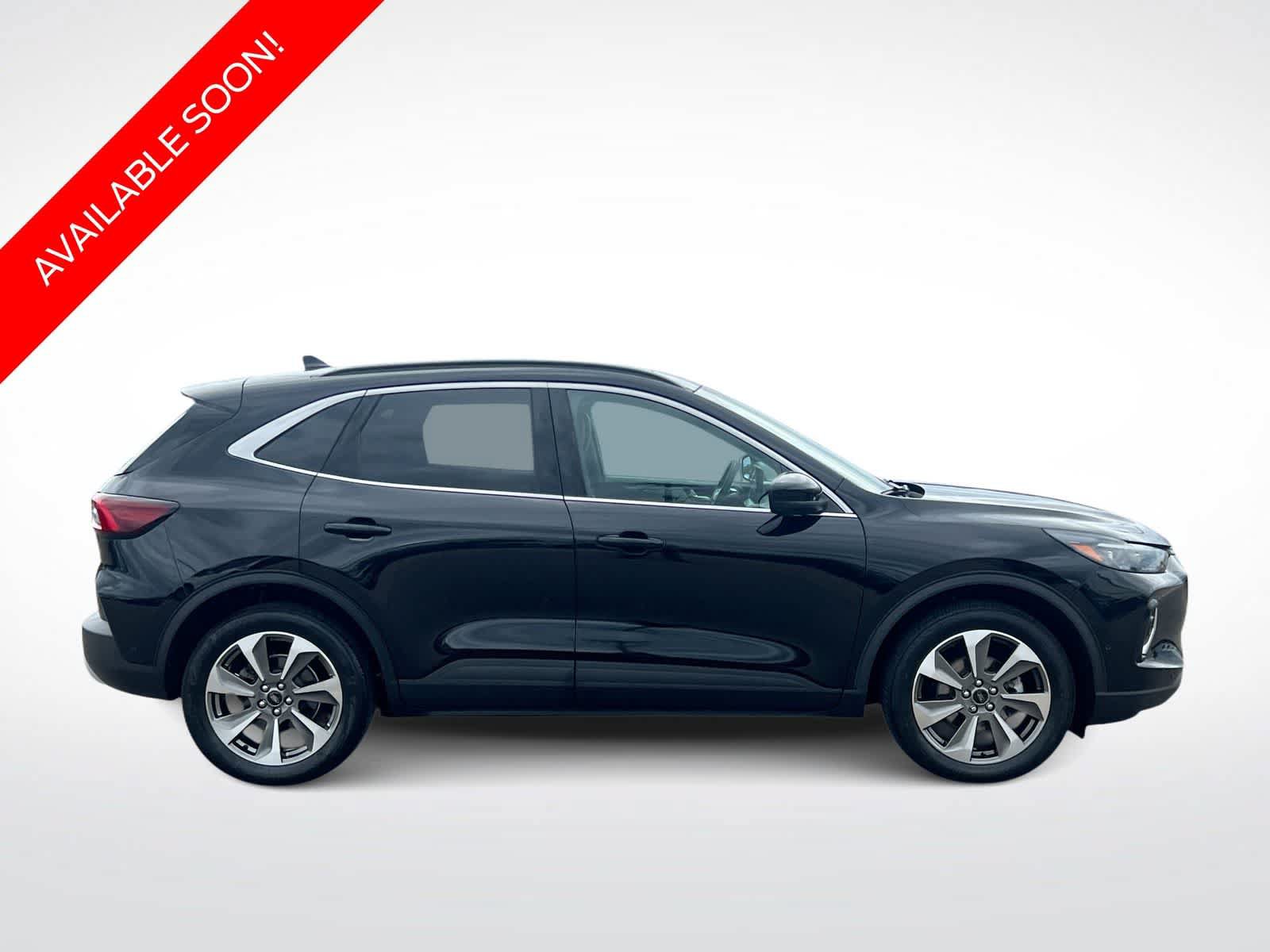 Certified 2023 Ford Escape Platinum w/ Premium Technology Package AWD/4WD image 9