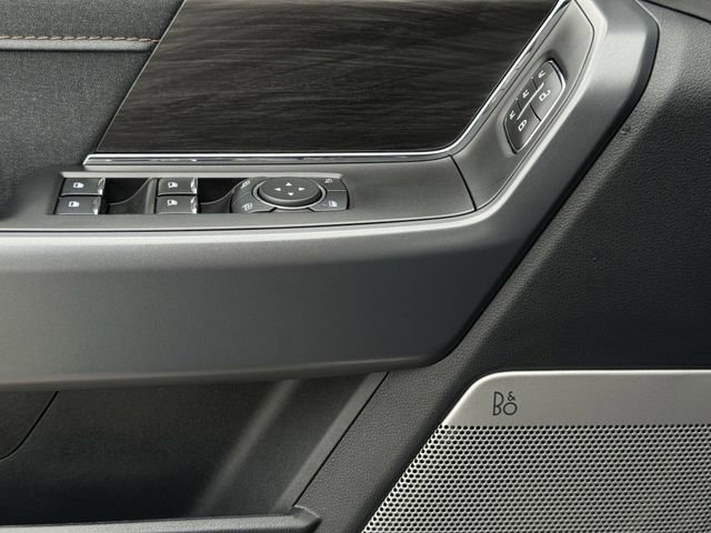 Certified 2025 Ford F150 Lariat w/ Equipment Group 501A Mid image 26