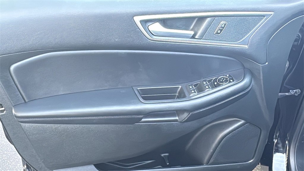 Certified 2023 Ford Edge SEL w/ Convenience Package image 18