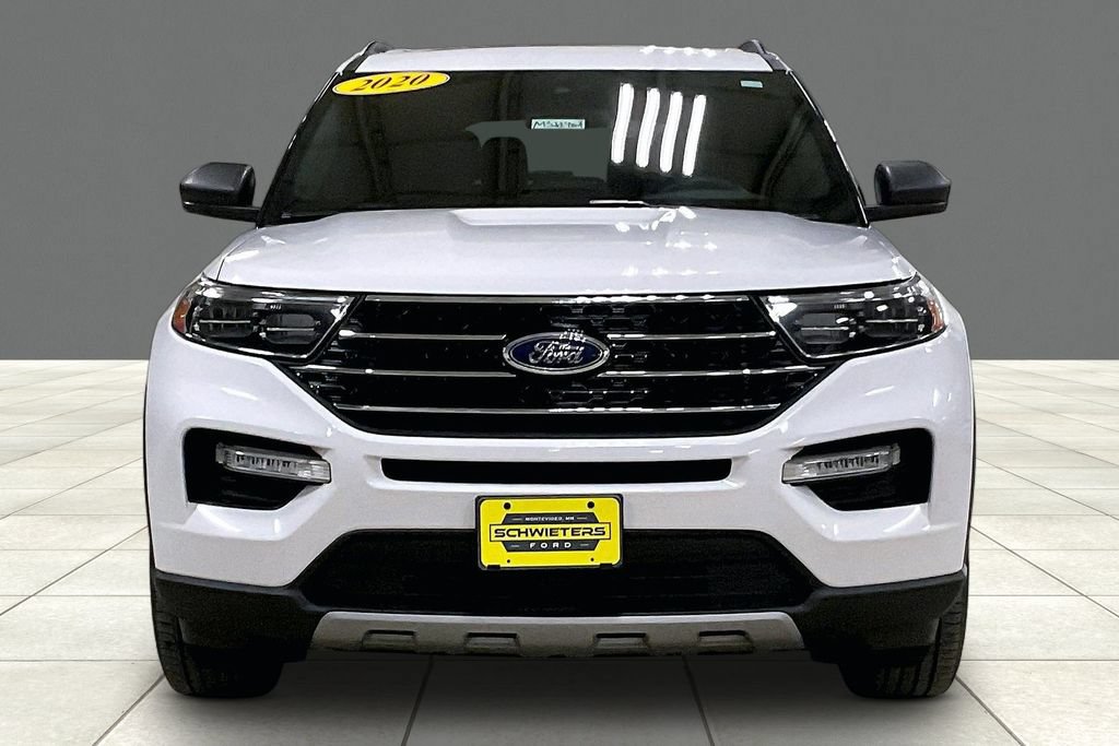 Certified 2020 Ford Explorer XLT w/ Equipment Group 202A AWD/4WD image 3