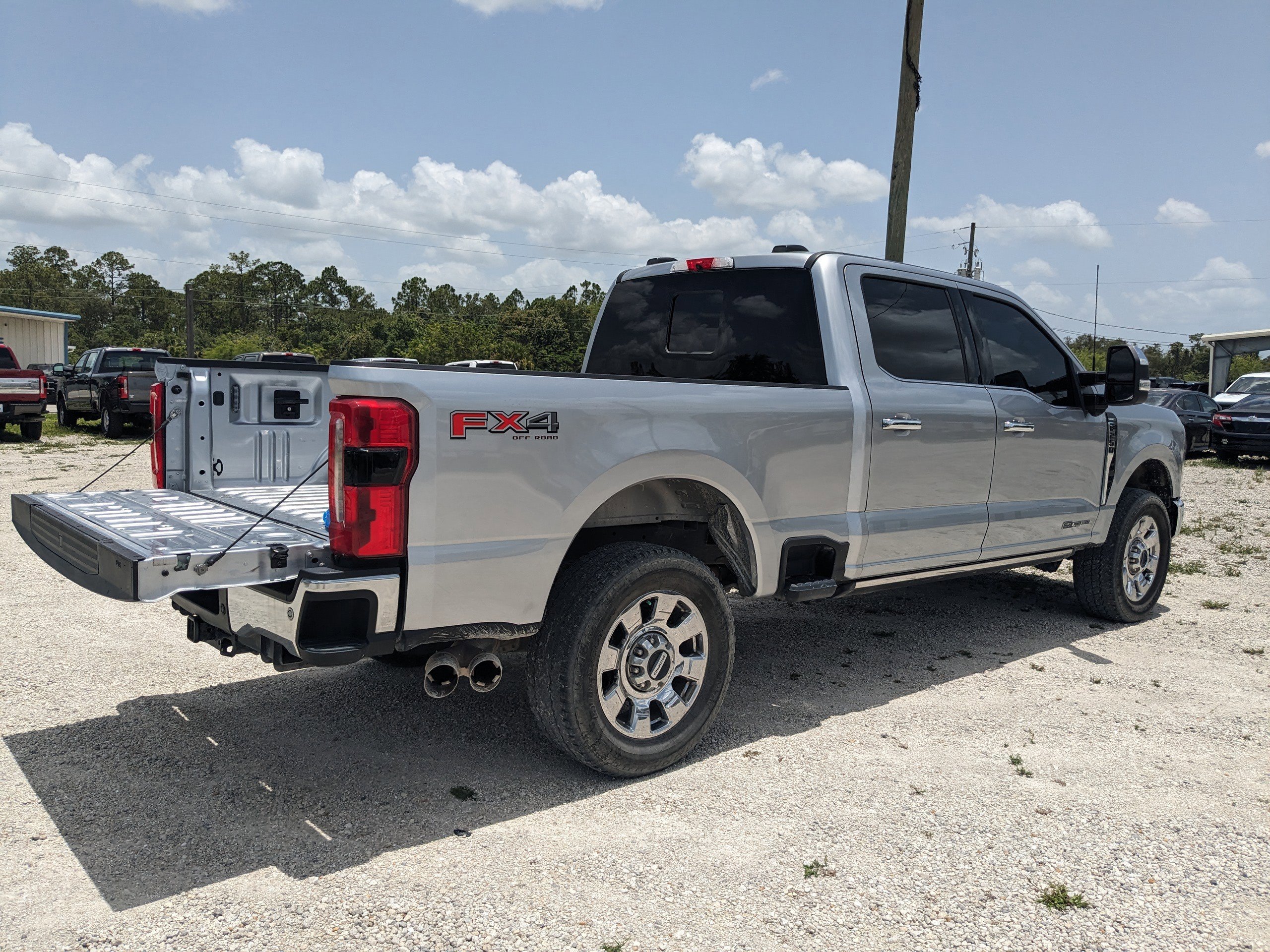 Certified 2023 Ford F250 Lariat w/ Lariat Ultimate Package image 5