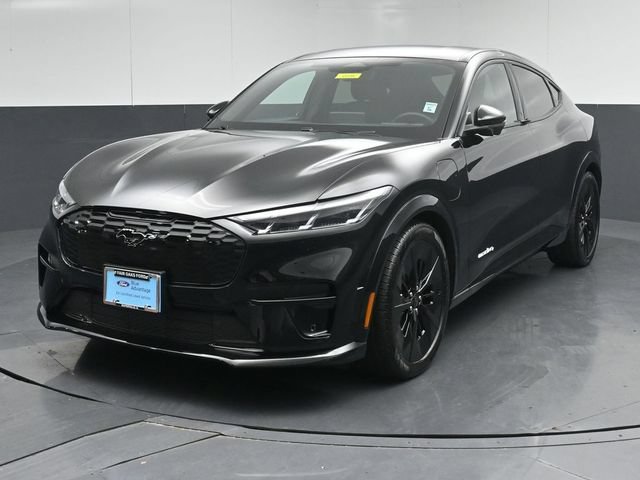 Certified 2025 Ford Mustang Mach-E GT AWD/4WD image 3
