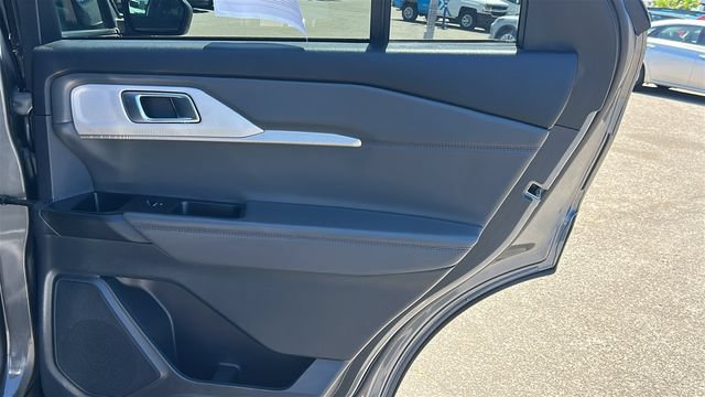 Certified 2025 Ford Explorer Active RWD image 12