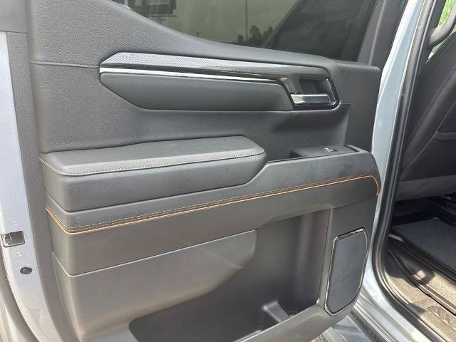 Used 2024 GMC Sierra 1500 AT4 w/ Technology Package AWD/4WD image 21