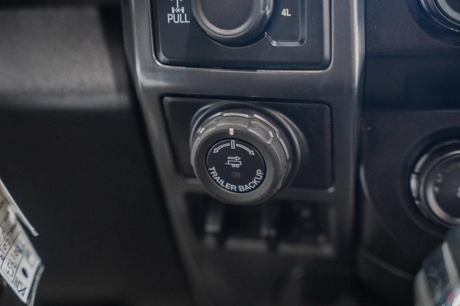Certified 2019 Ford F150 XLT w/ Equipment Group 302A Luxury AWD/4WD image 28