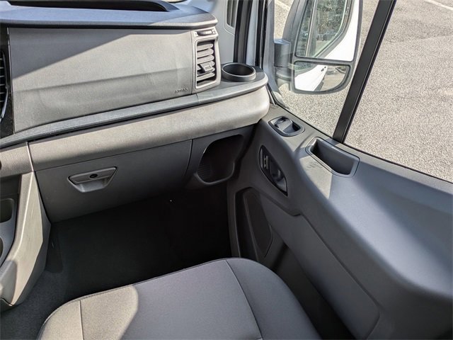 Certified 2025 Ford Transit 350 XLT image 17
