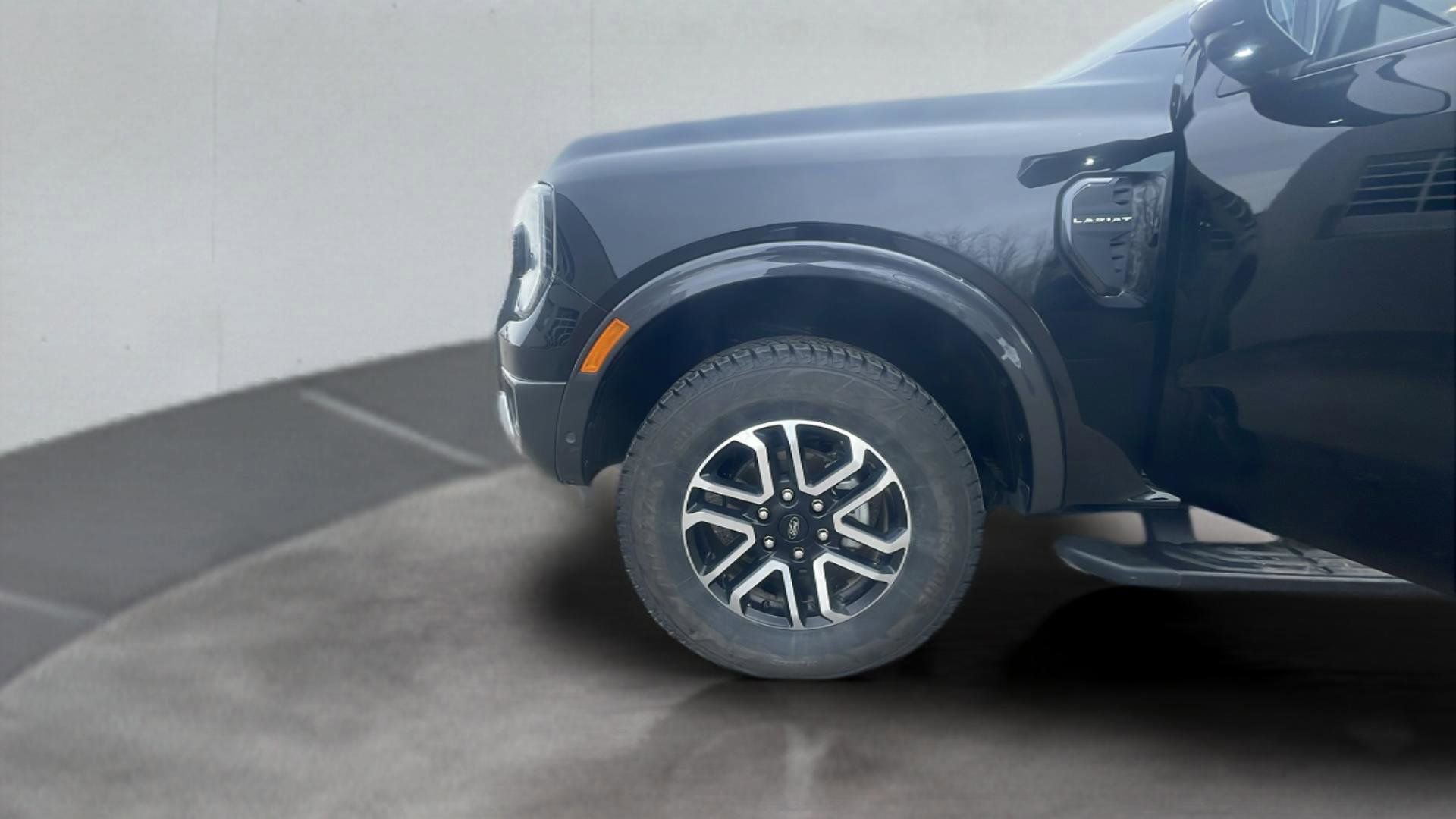 Certified 2024 Ford Ranger Lariat w/ Advanced Towing Package AWD/4WD image 24
