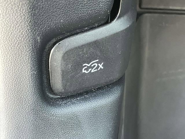 Certified 2025 Ford Escape Active image 16